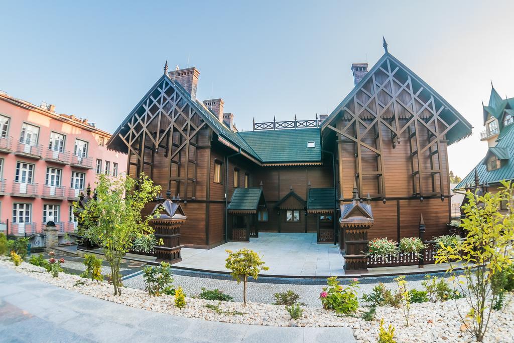 Hotel Victoria Cechini à Krynica-Zdrój Extérieur photo