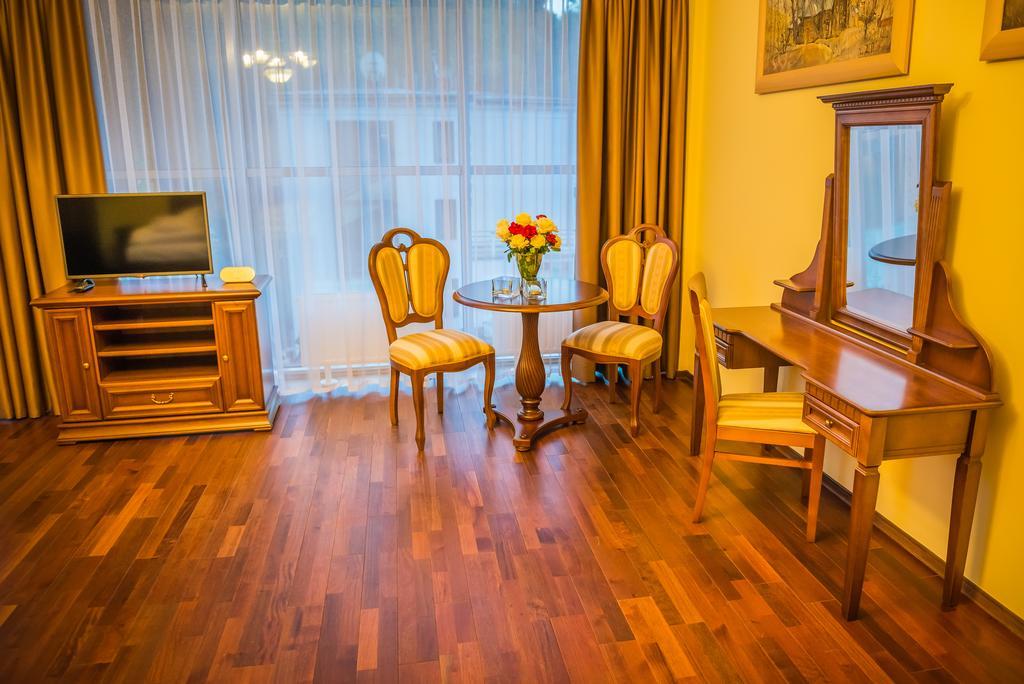 Hotel Victoria Cechini à Krynica-Zdrój Chambre photo