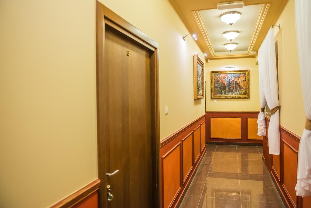 Hotel Victoria Cechini à Krynica-Zdrój Extérieur photo