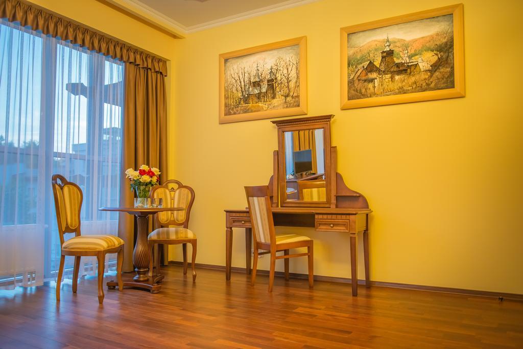 Hotel Victoria Cechini à Krynica-Zdrój Chambre photo