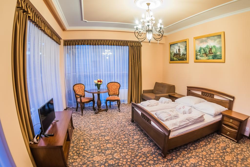 Hotel Victoria Cechini à Krynica-Zdrój Chambre photo